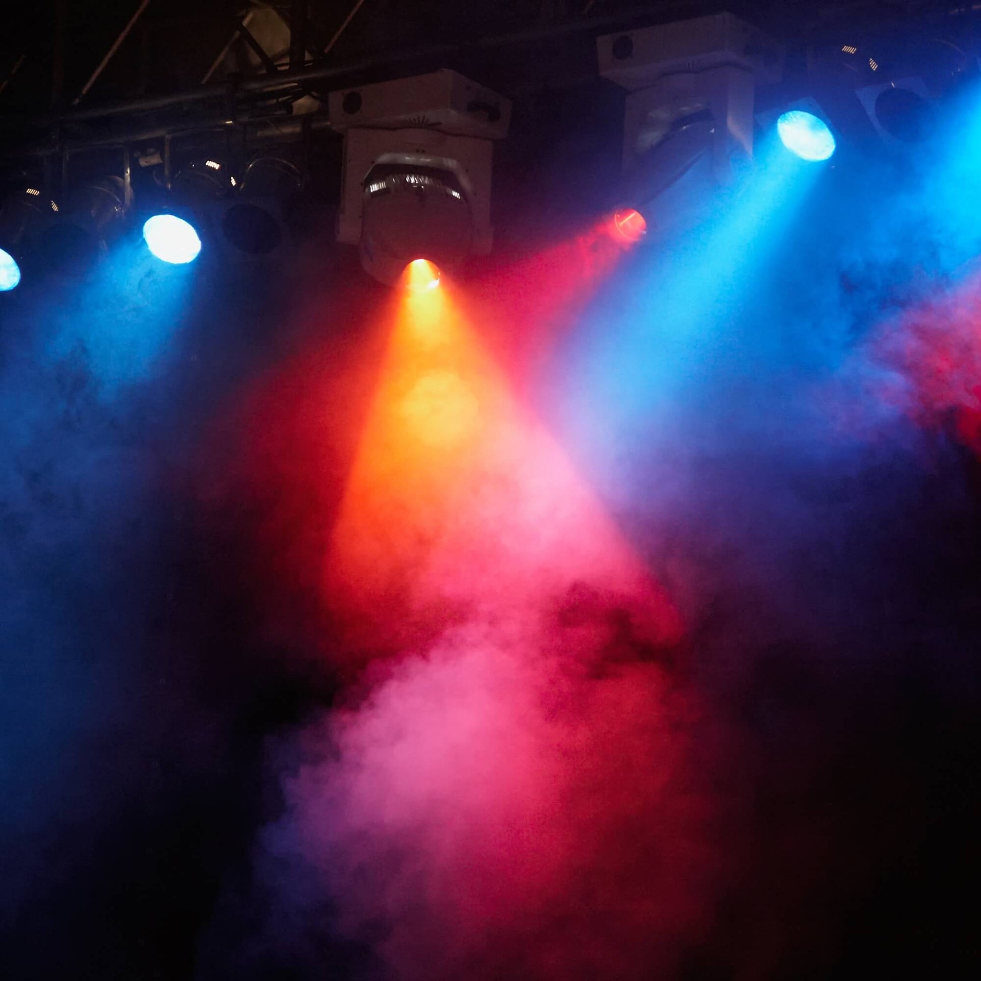 Wireless remote fog machine for events