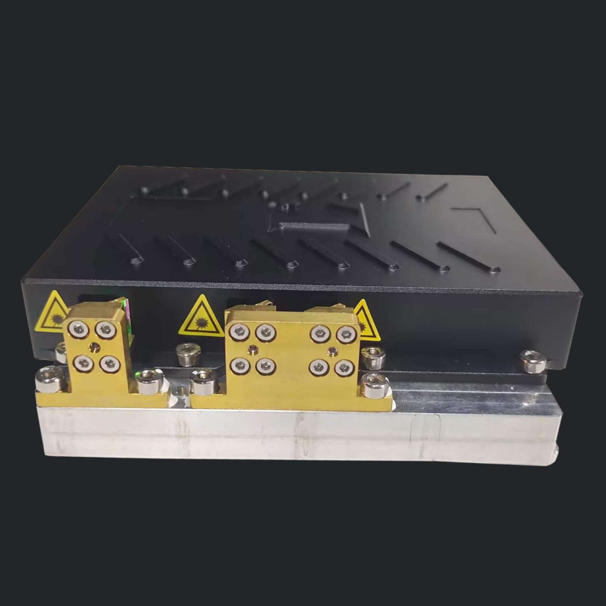 SM10 output spot 4.5×7mm at aperture